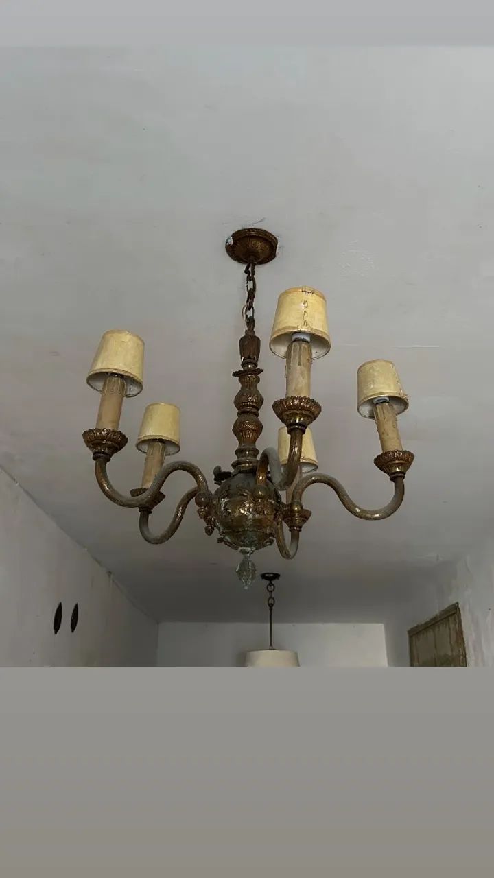 Lustre com Par de Arandelas - Históricos