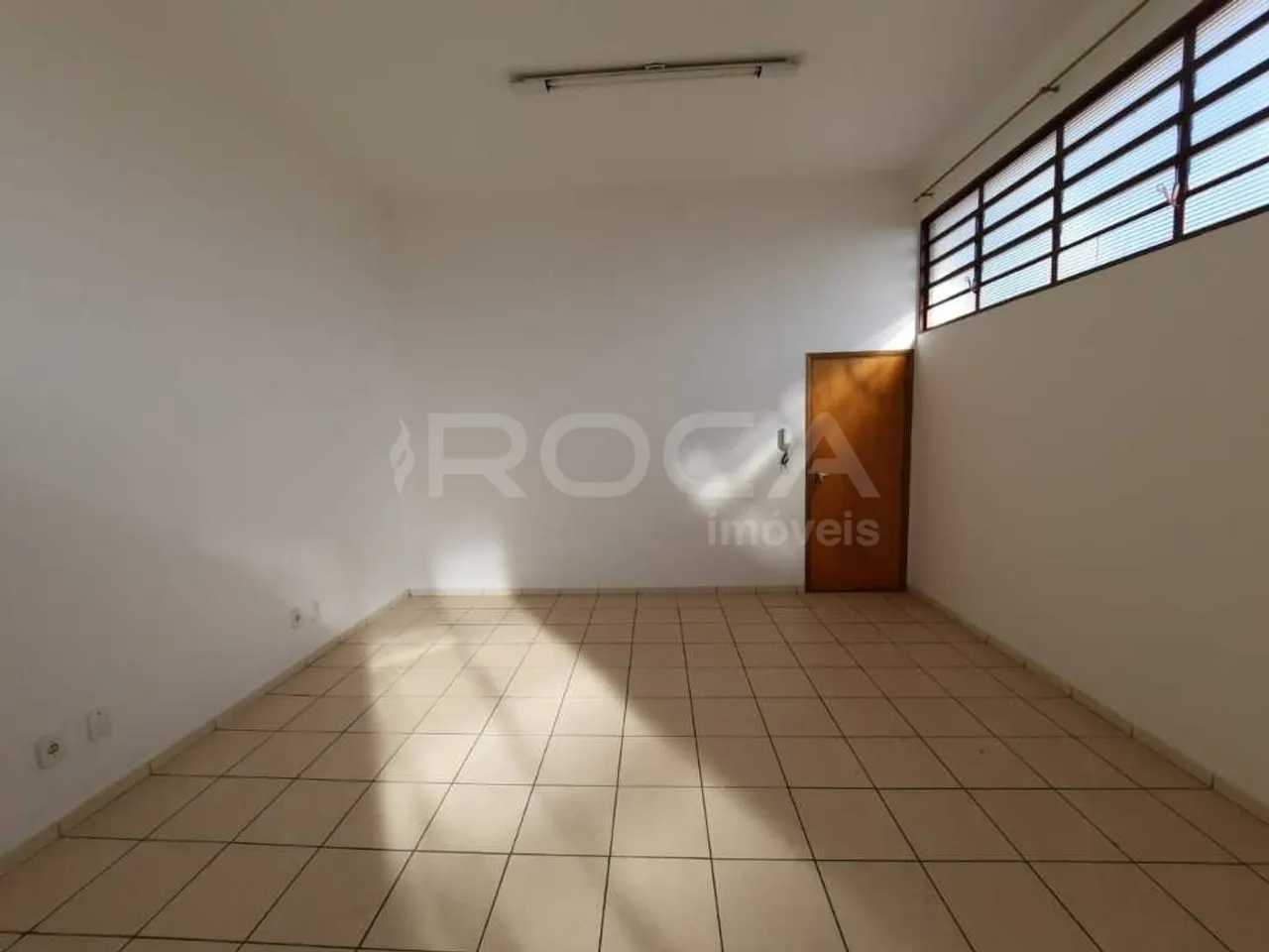 Sala Comercial para Alugar no Jardim Irajá, Ribeirão Preto