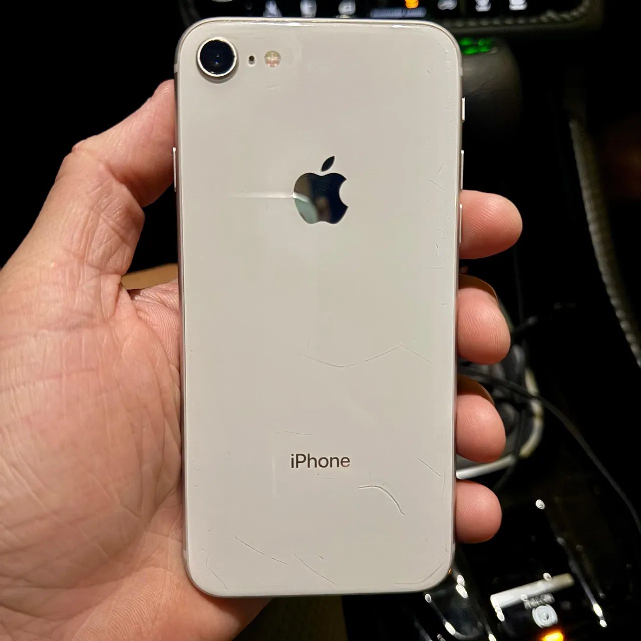 【24時まで】SALE！ Apple iPhone 8 ホワイト 64GB iPhone 8 Apple 64GB Prateado 4,7” 12MP - iOS - iPhone - Magazine Luiza