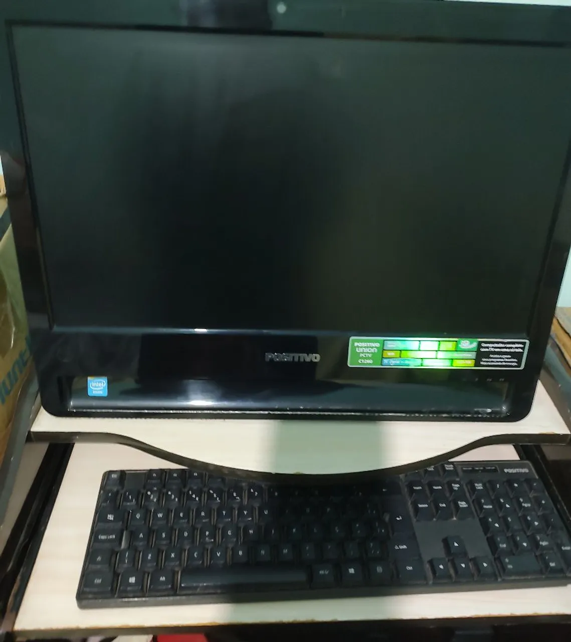 Computador All in One Positivo