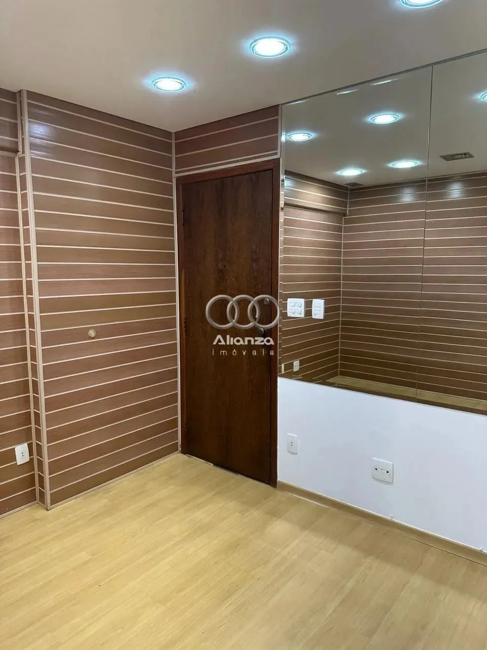 Sala comercial na Afonso Pena !