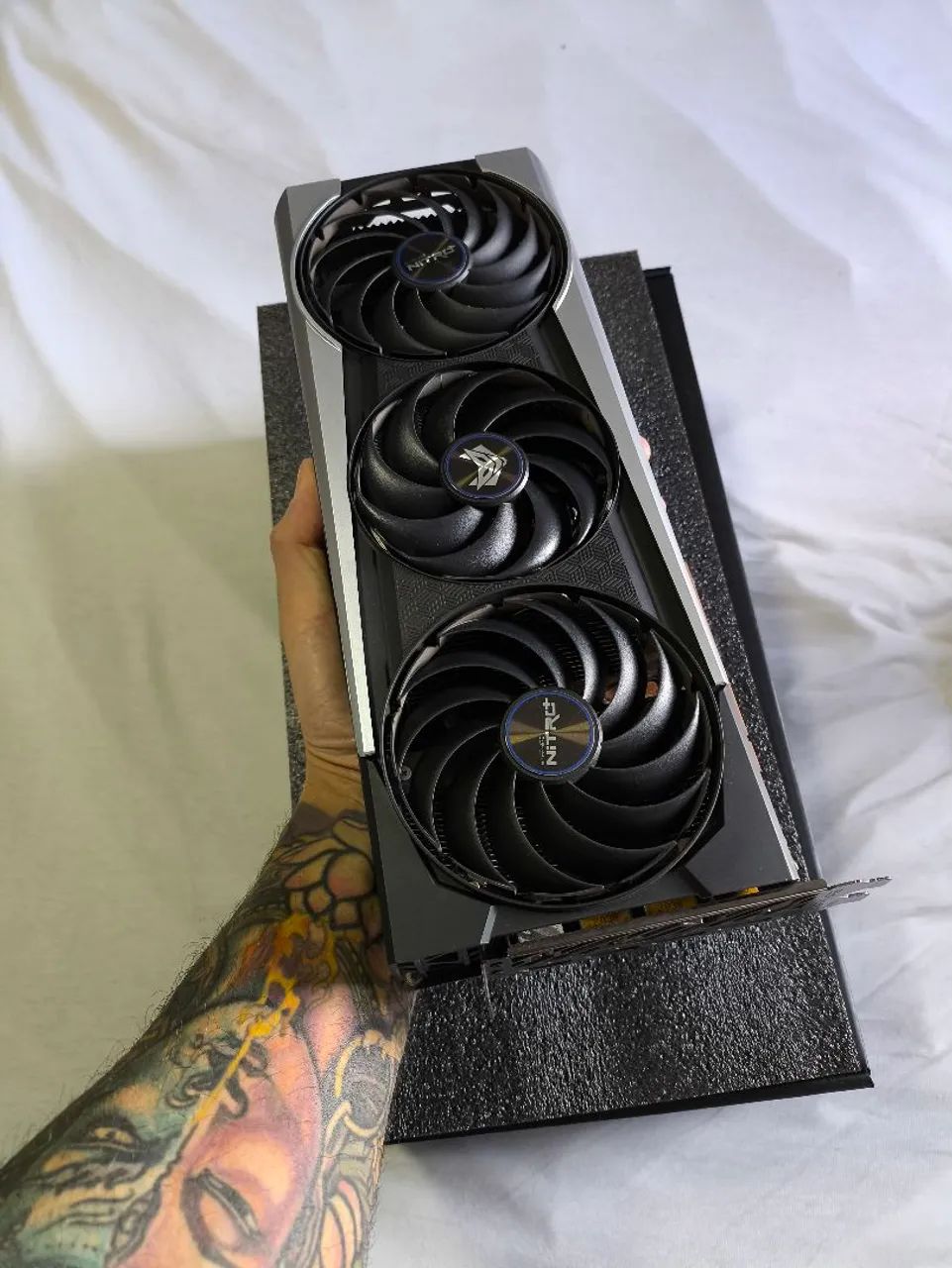 Placa de video AMD rx6800 16gb  - Foto 4