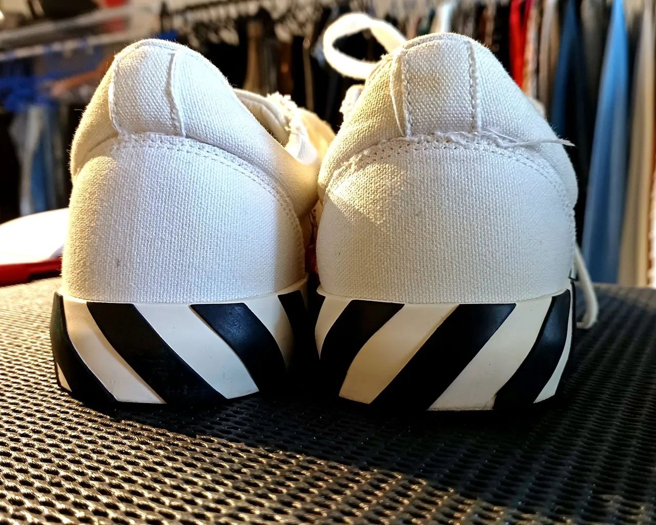 Tenis Off White Low Canvas original  - Foto 4