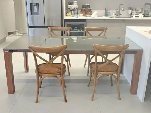 Mesa de Jantar com 4 cadeiras e Tampo de Vidro - Foto 3