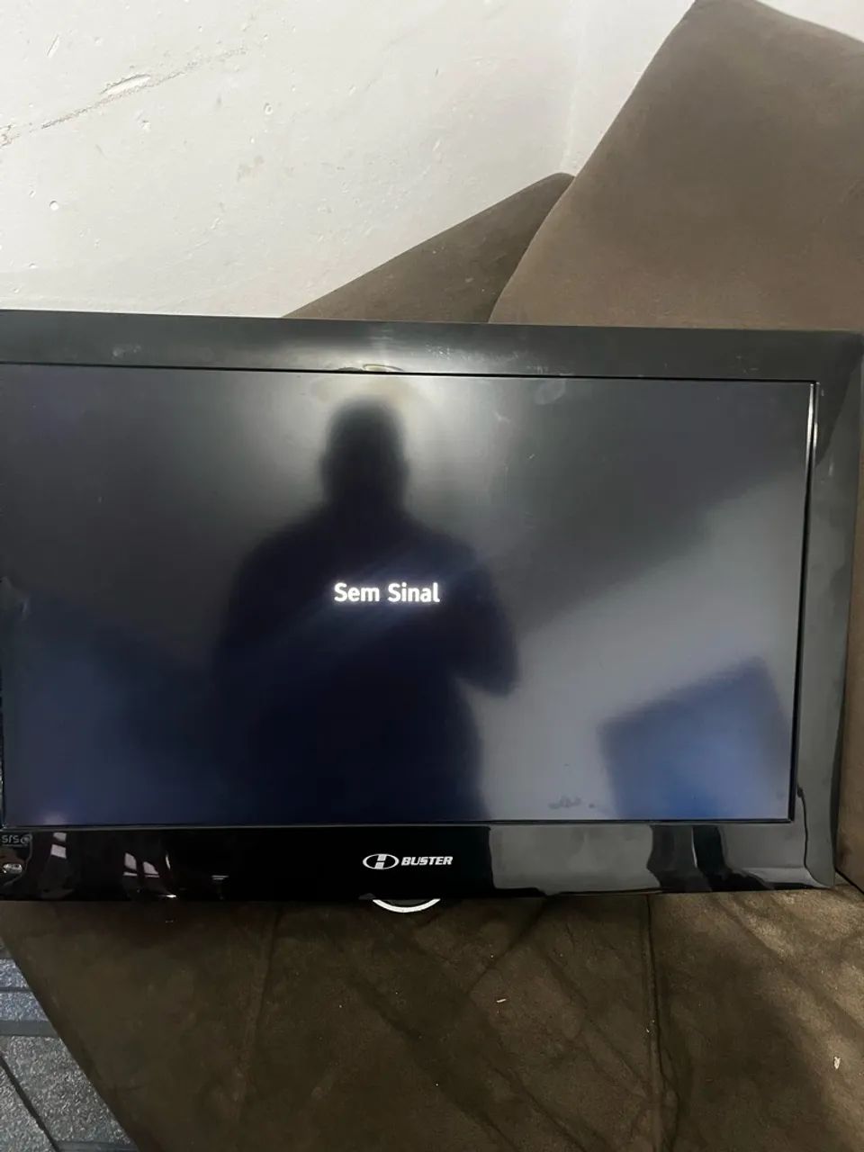 Vendo tv 32 polegadas não smart + aparelho q transforma tv em smart!!!