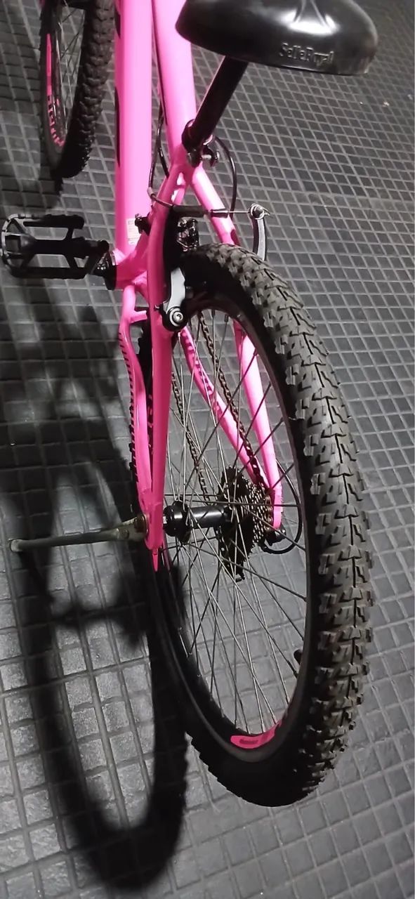  Bicicleta da Marca kls de alumínio aro 24