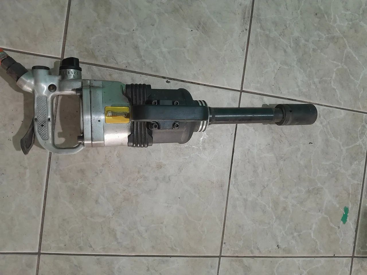 Pneumática para caminhão 