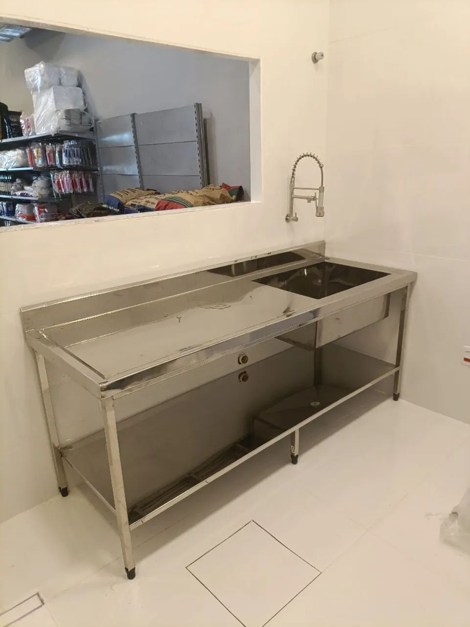 Bancada inox com cuba 