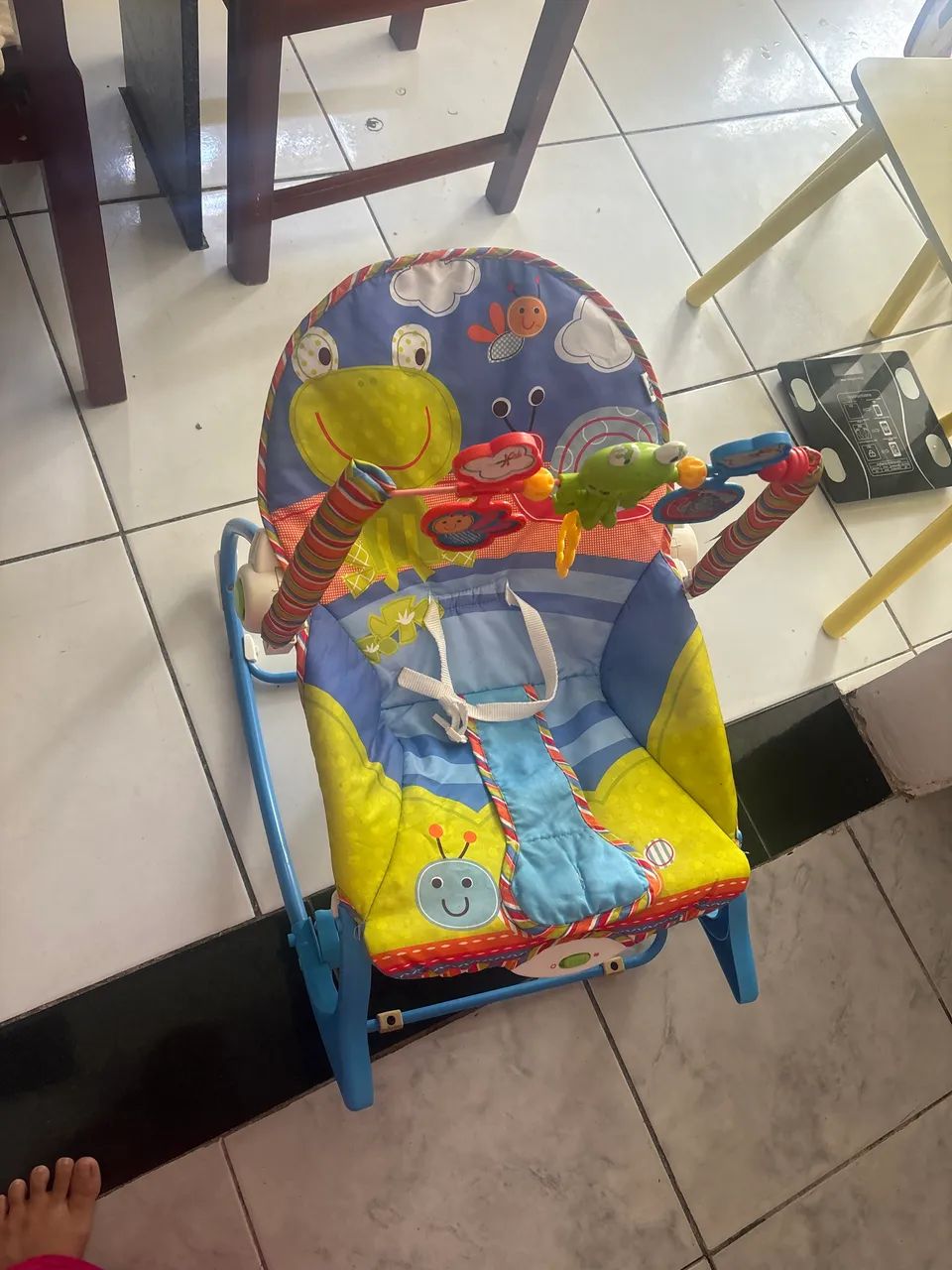 Cadeira que balança infantil 