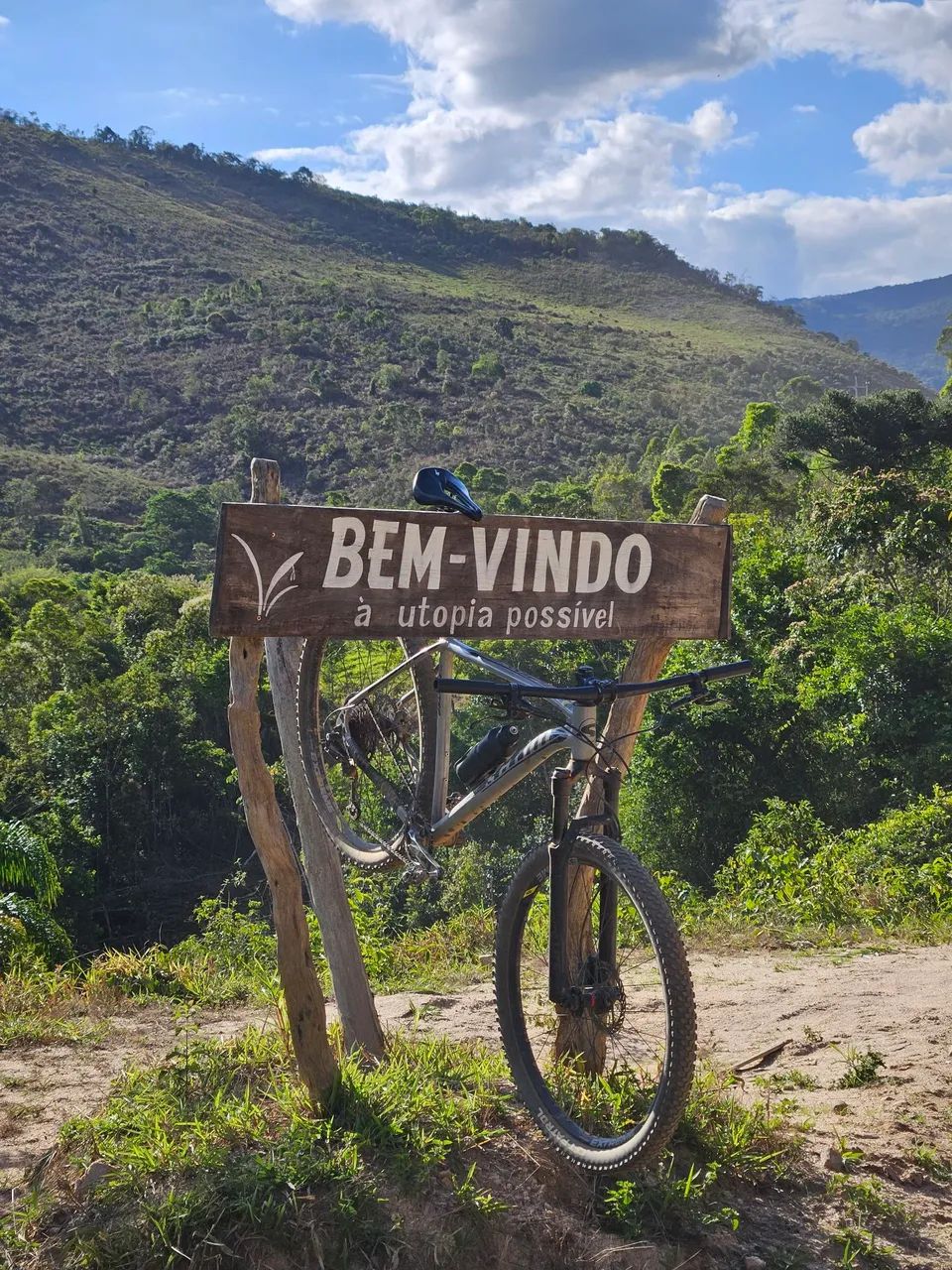 Bicicleta equipada  Mountain bike. - Foto 5