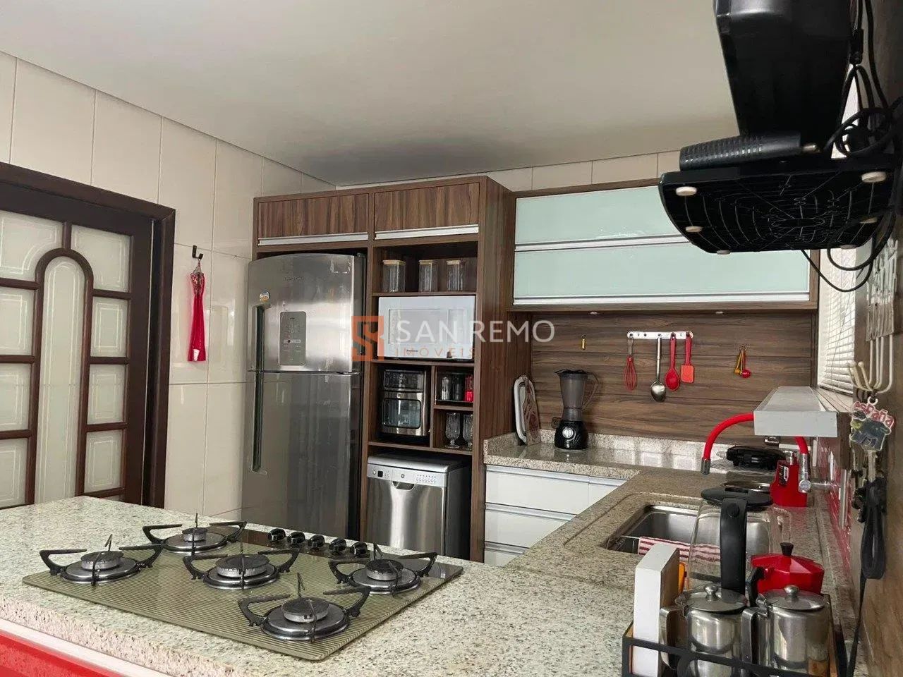 Itacorubi | Casa 4 quartos, sendo 1 suite - Foto 4