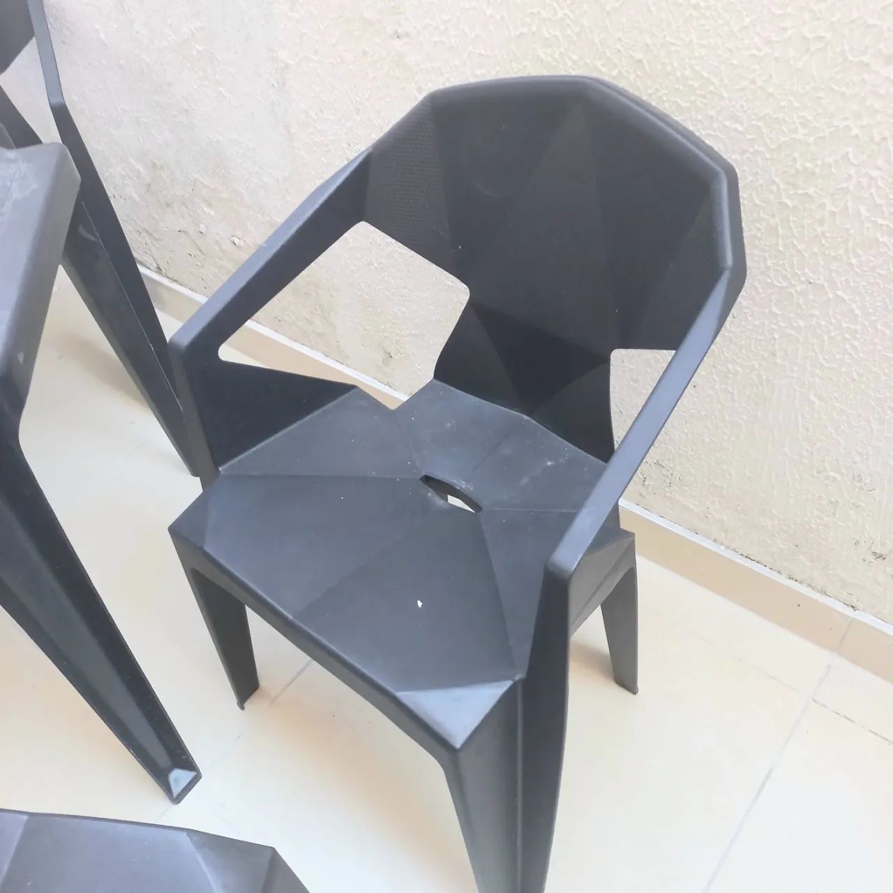 Conj  de mesa com 4 cadeiras Plastica - Foto 2