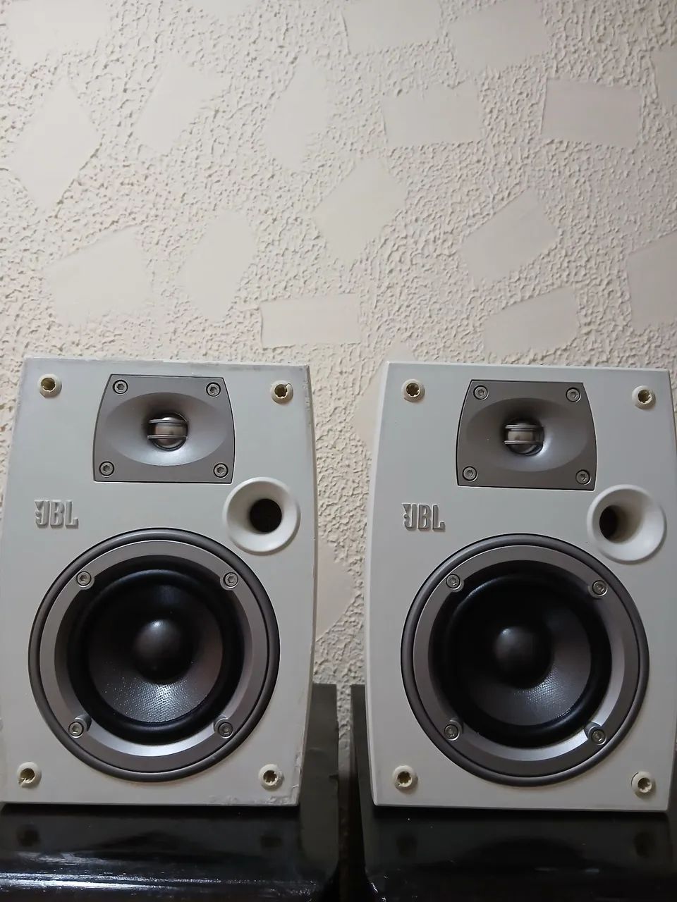 Caixa acústica  jbl n24wii