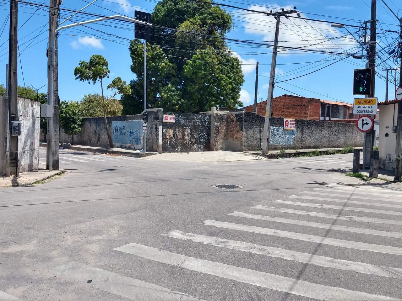 Alugo terreno excelente localização Parangaba 