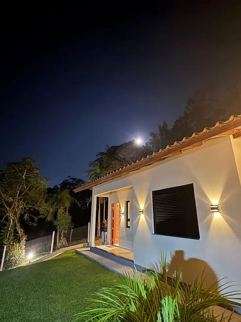 VENDO CASA NOVA - AC. TROCAS - Foto 2