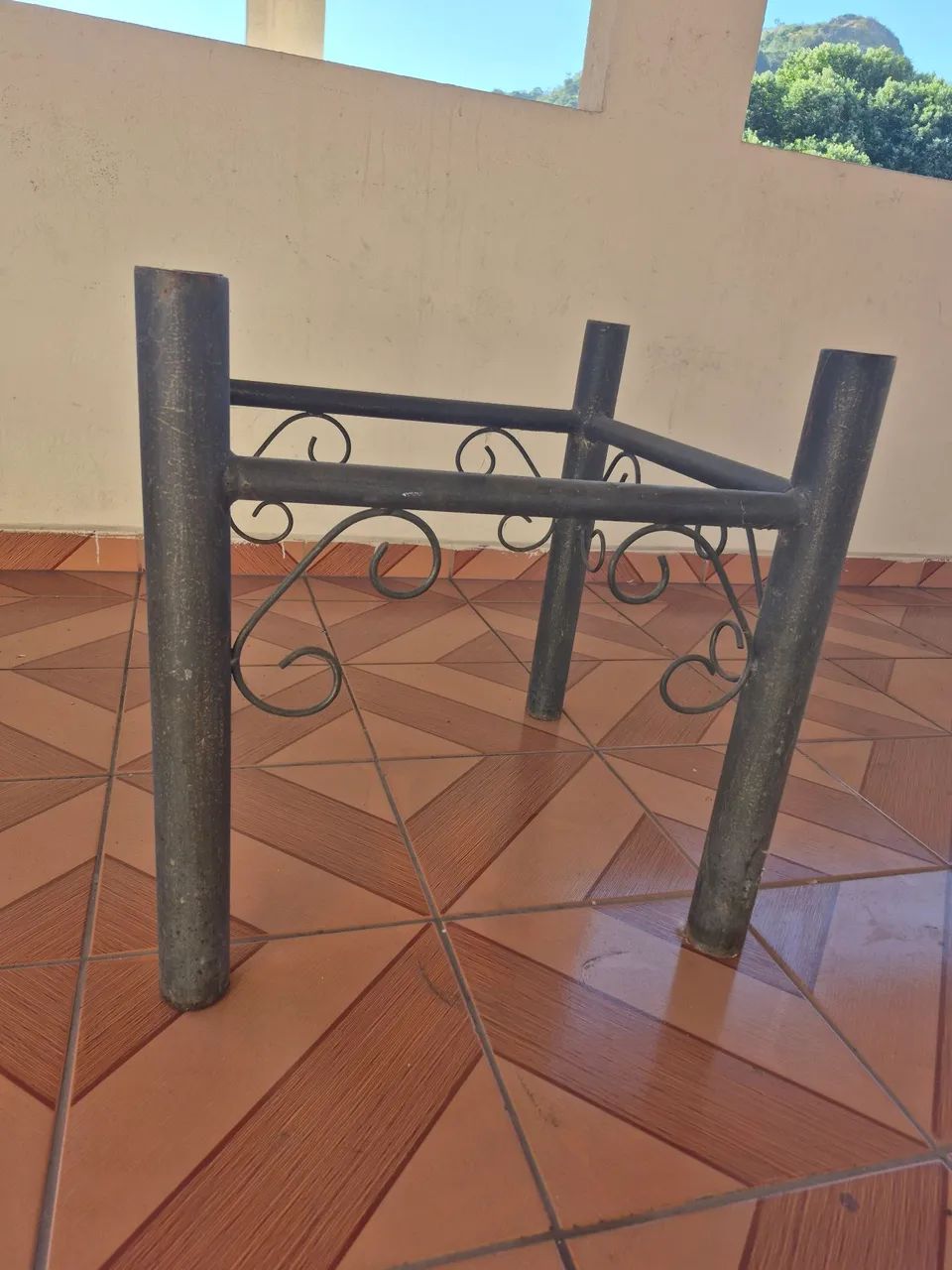 Suporte de mesa em ferro  - Foto 5