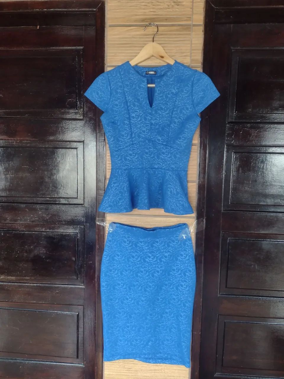 Conjunto saia e blusa - Foto 2