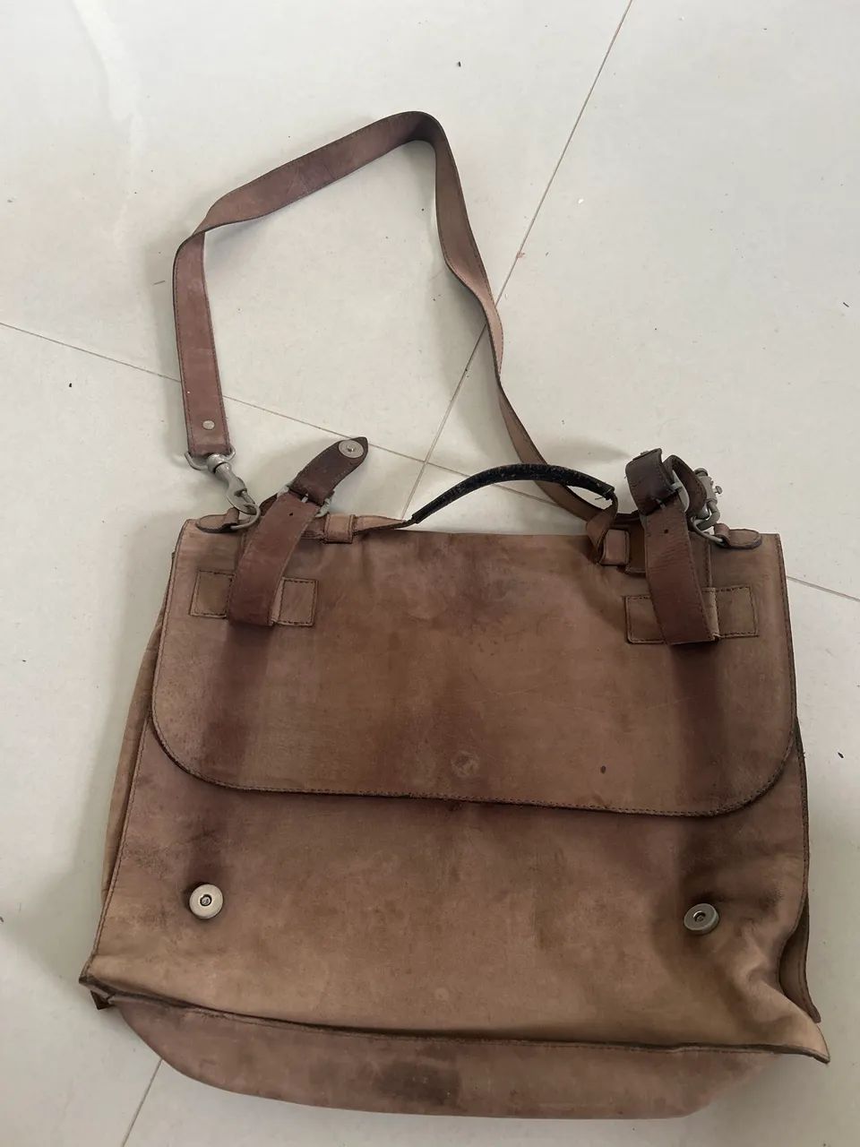 Bolsa couro natural, Tamanho 35x35 cm - Foto 2