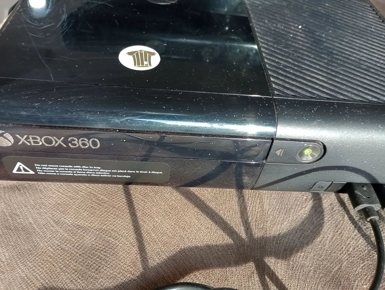 X box 360 usado com Kinect sem hd - Foto 4