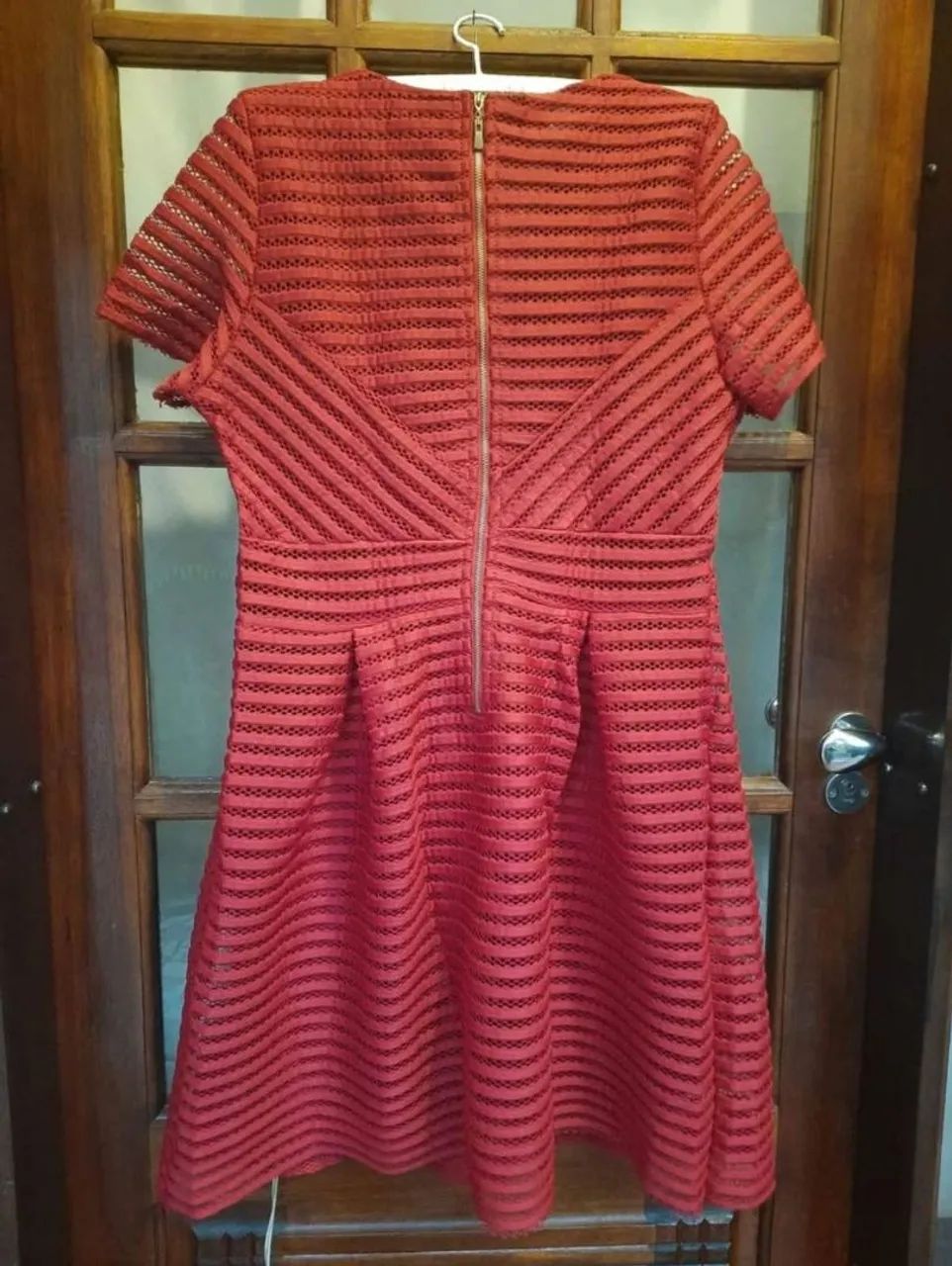 Vestido Vermelho Em Renda Forrado Eagle Rock<br> - Foto 2