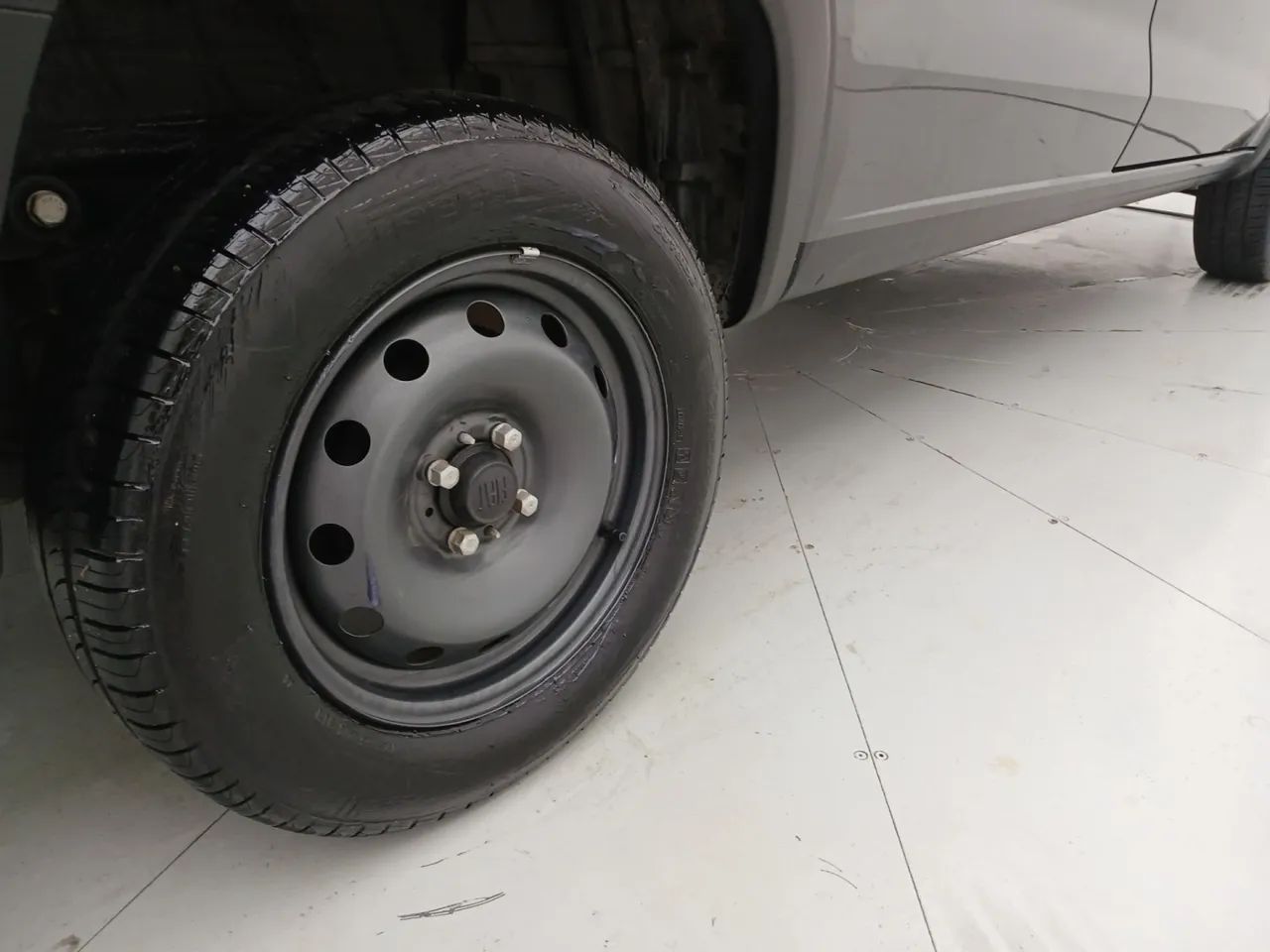 Fiat Strada Endurance 1.3 Flex 8V CS, foto 14 de 16