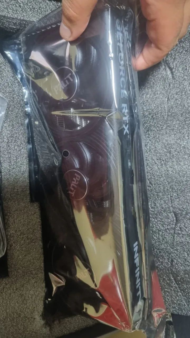 Placa de Video RTX 5070 12GB - Foto 2