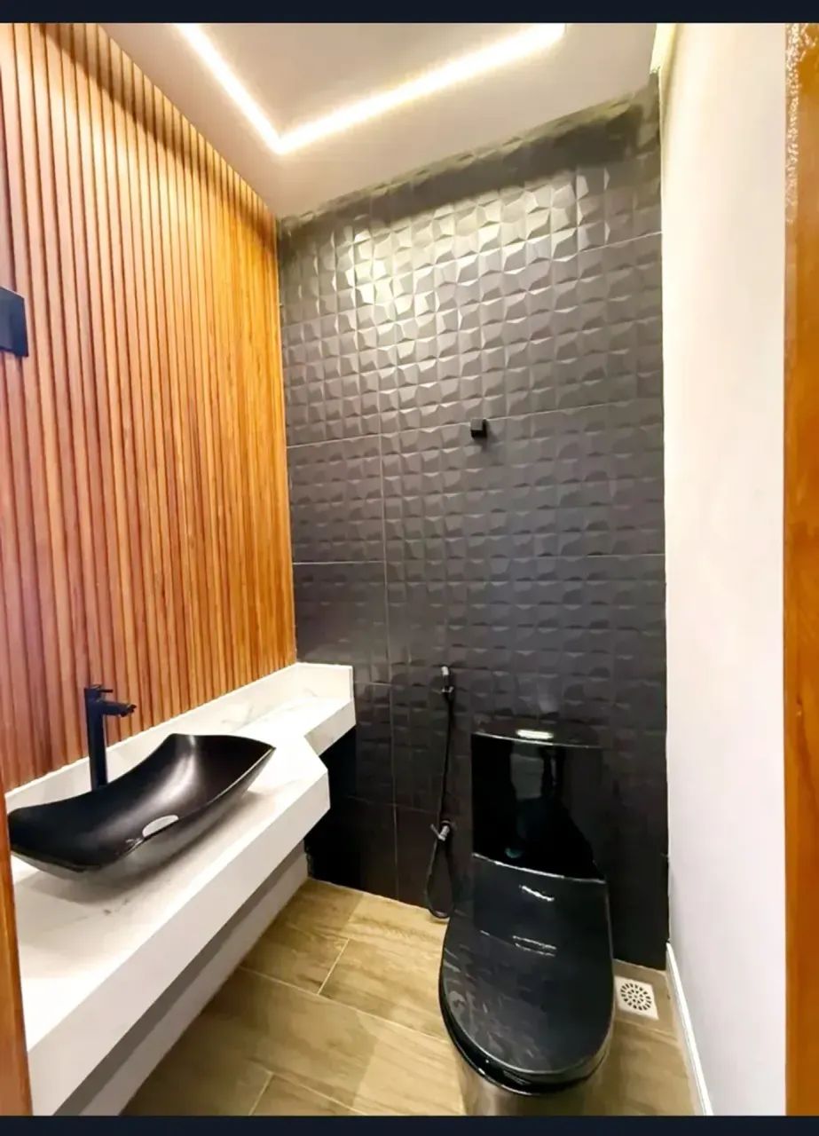 Casa nova, sofisticada com 2 quartos sendo uma Suite. localização privilegiada! - Foto 5