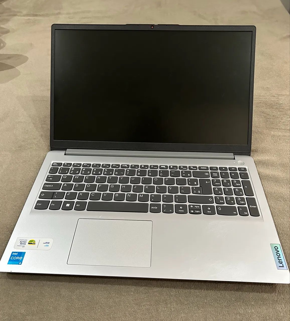Vende-se um computador Lenovo 