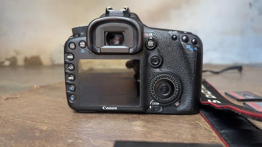 Câmera Cânon 7D eos  - Foto 3