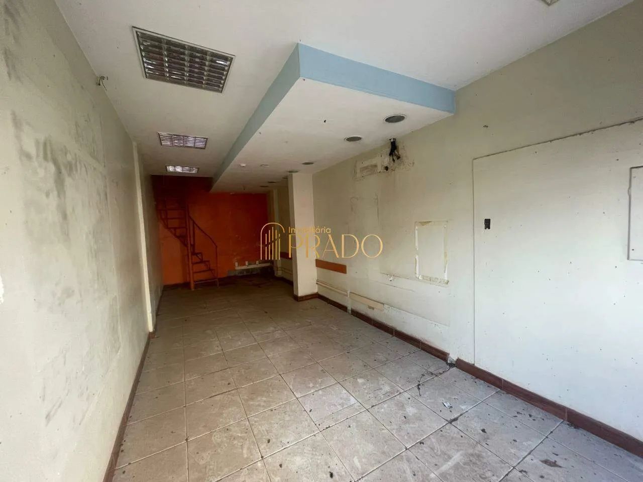 SALA COMERCIAL À VENDA PROXIMO AV. SETE DE SETEMBRO - Foto 2