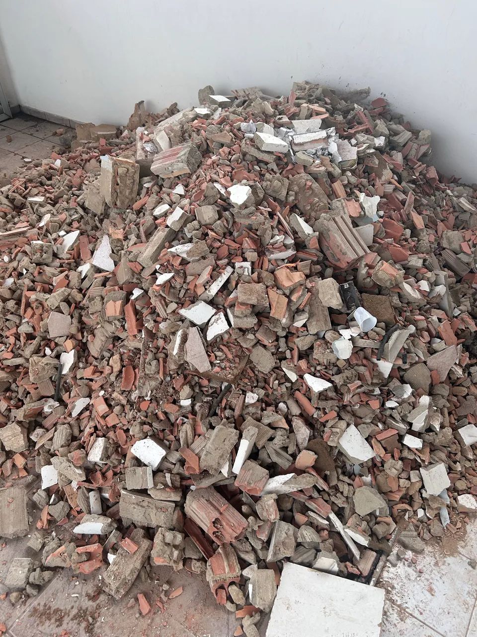 Entulho de primeira grátis  - Foto 2