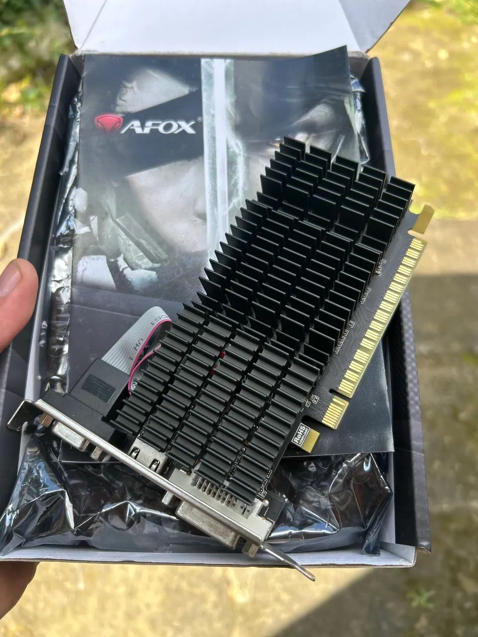 Placa de Vídeo GT710 2gb - Foto 4