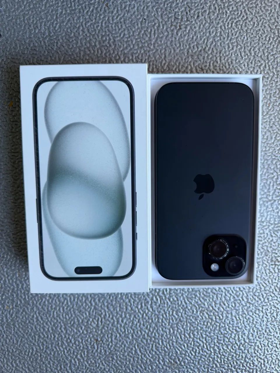 Iphone 15 128 gb com caixa + cabo - Foto 3