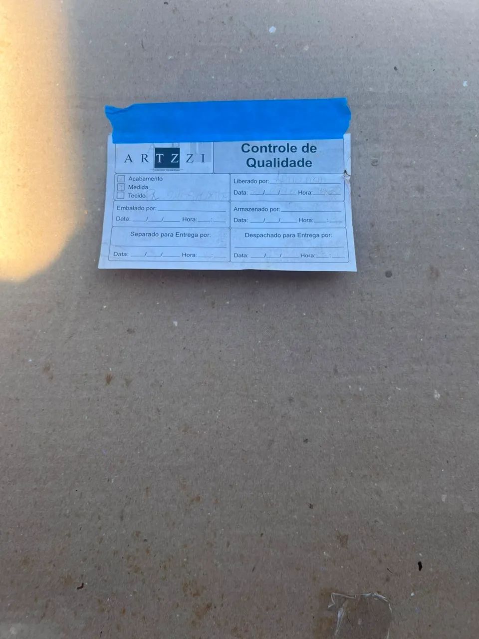 Poltrona Arttzzi Original em Veludo Preto | Nova | Alto Padrão | Embalada - Foto 5