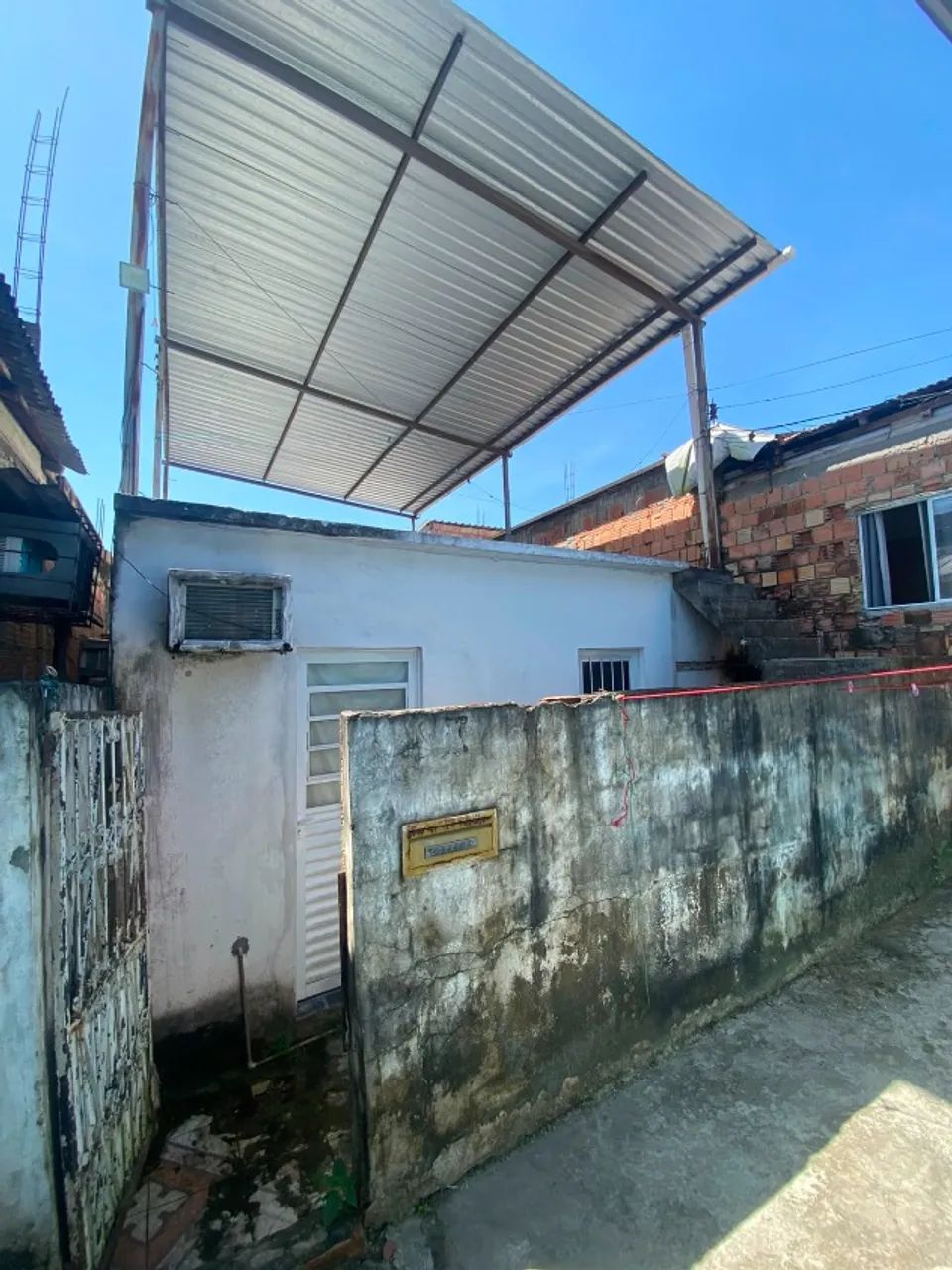 CASA COM LAJE BAIRRO PETROPOLIS PERTO INPA