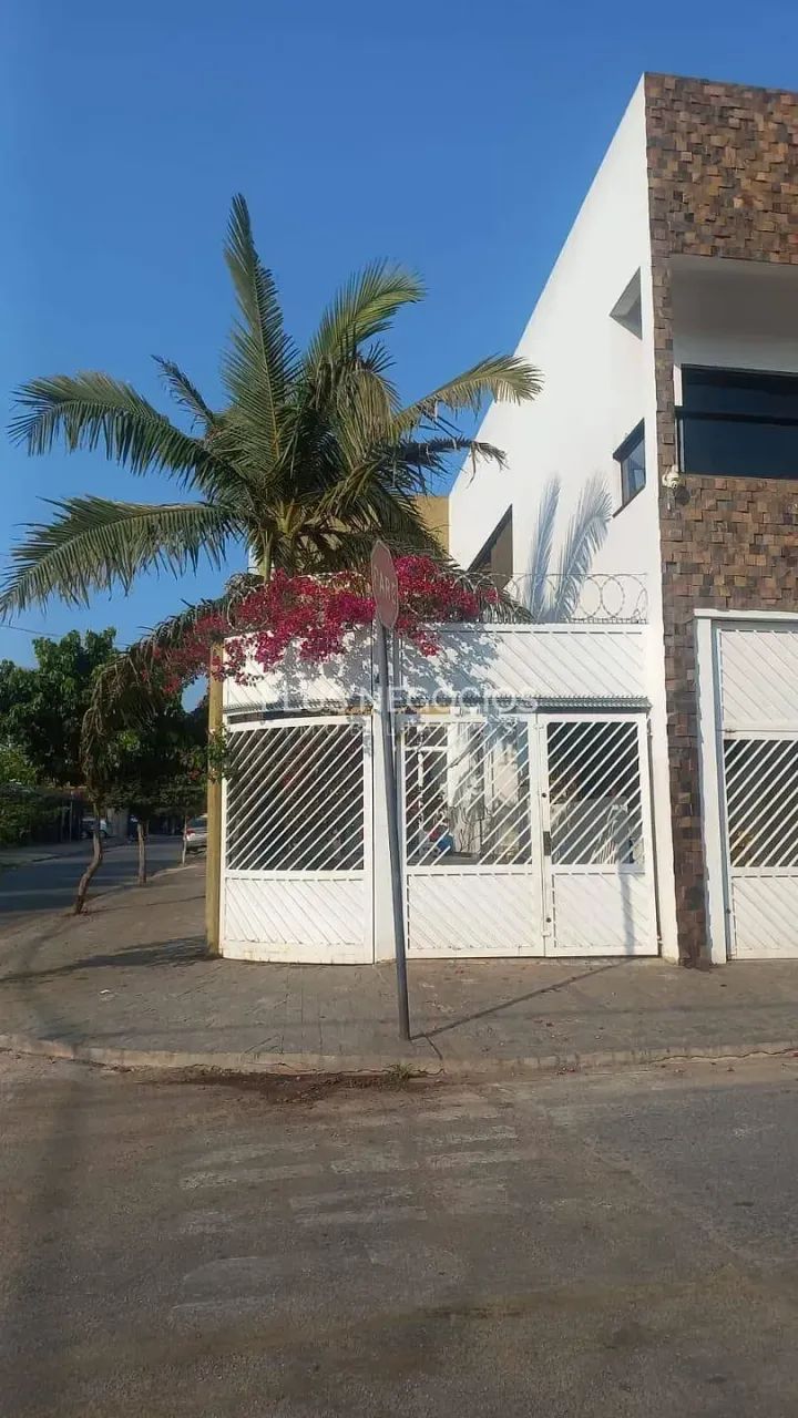 Casa à Venda na Vila Helena, Sorocaba  4 Quartos - Foto 2