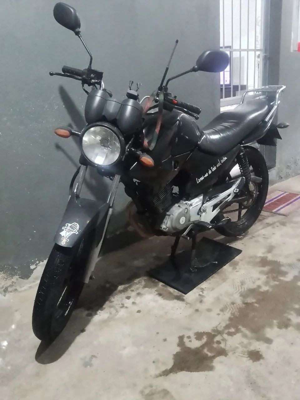 Yamanha factor 125 2011-preta 