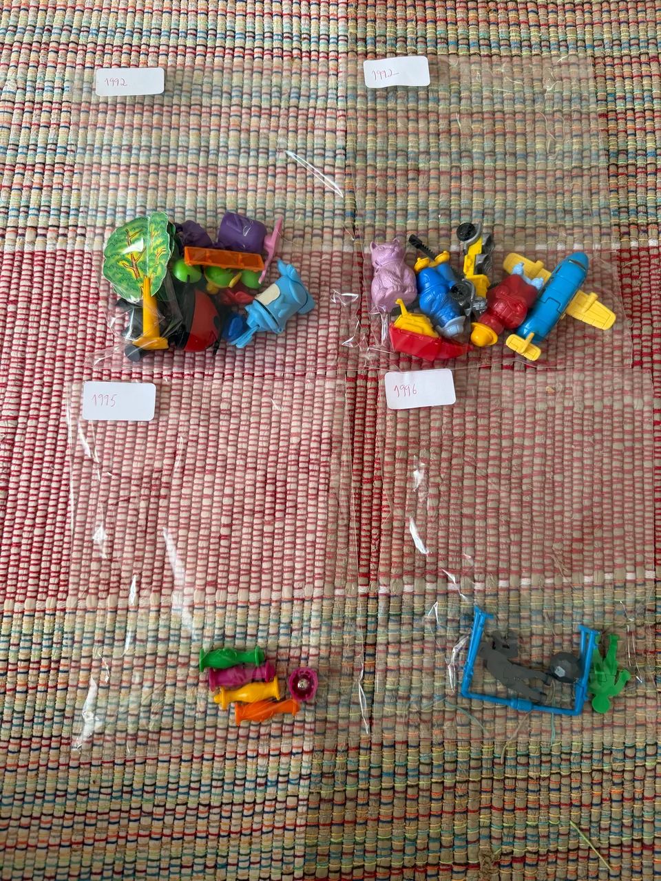 Coleção Kinder Ovo Antigos 