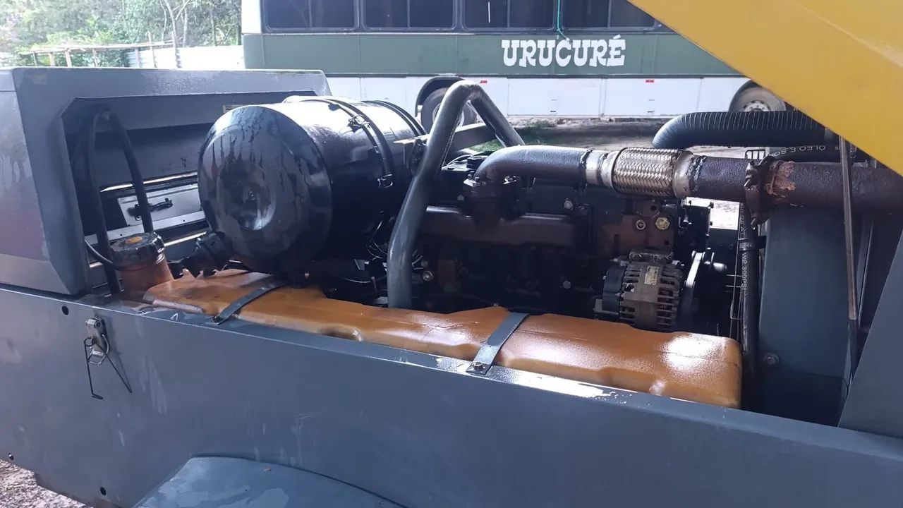 compressor de ar 275 pcm Atlas copco  - Foto 2