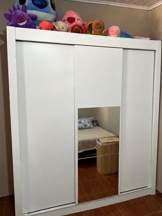 Guarda Roupa 