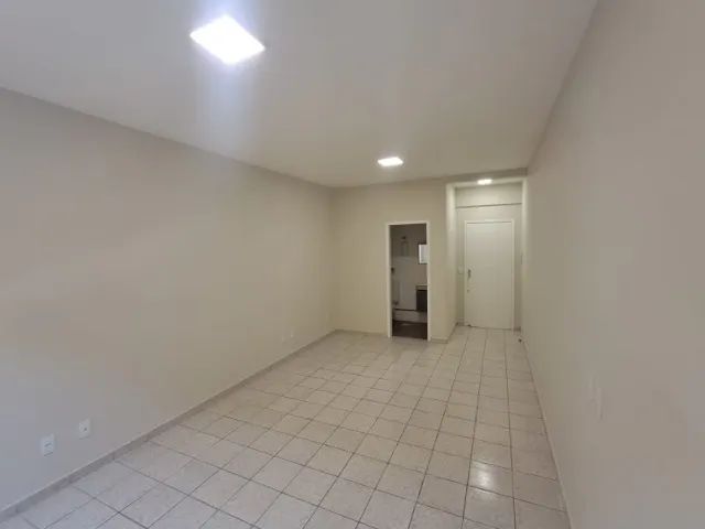 Aluga-se Sala Comercial de 26 m², com garagem, no Estreito - Foto 2