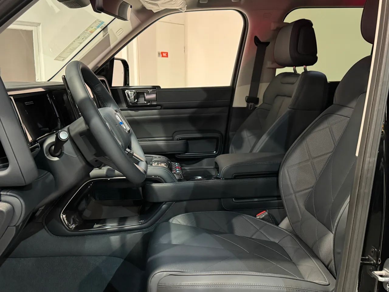 Denza B5 4WD 2027 - Foto 5