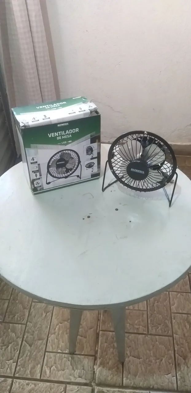 Ventilador de mesa 35reais 