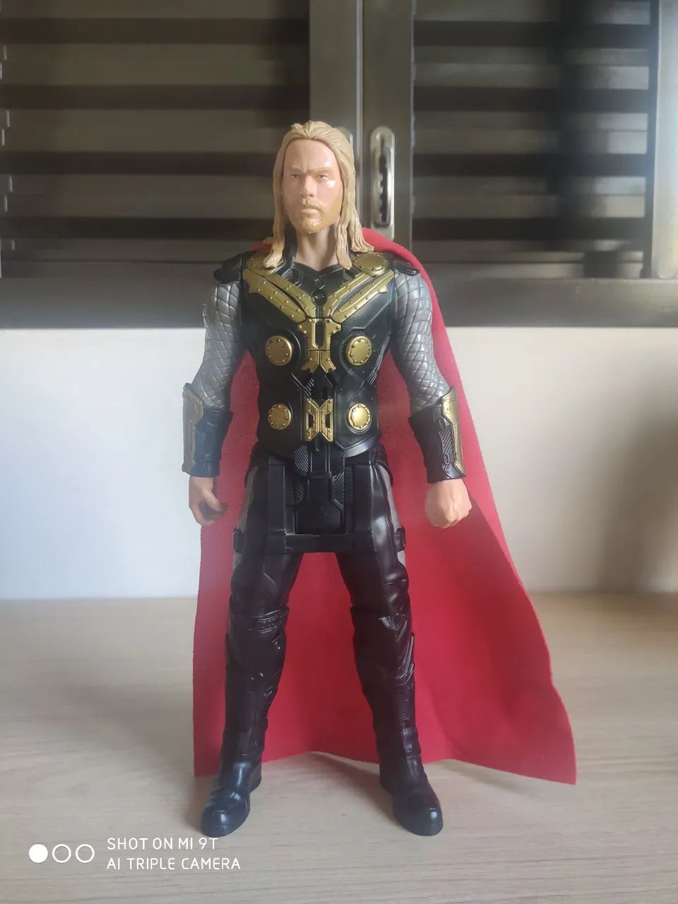 Boneco Thor Titan Hero Hasbro Original Com Capa de Tecido