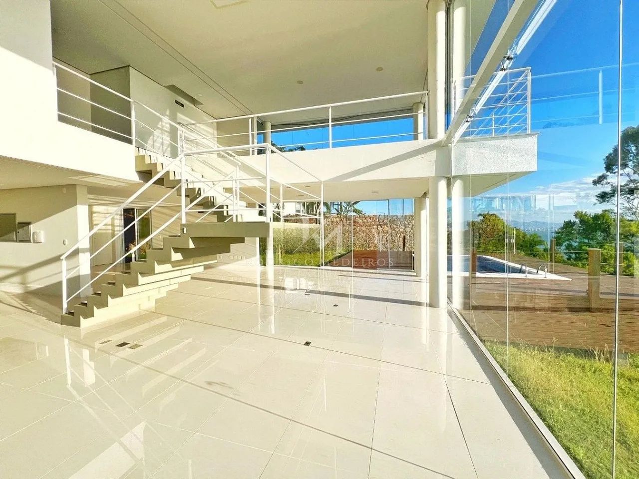 Casa em condomínio com 3 suítes e vista para o mar em Cacupé - Foto 3