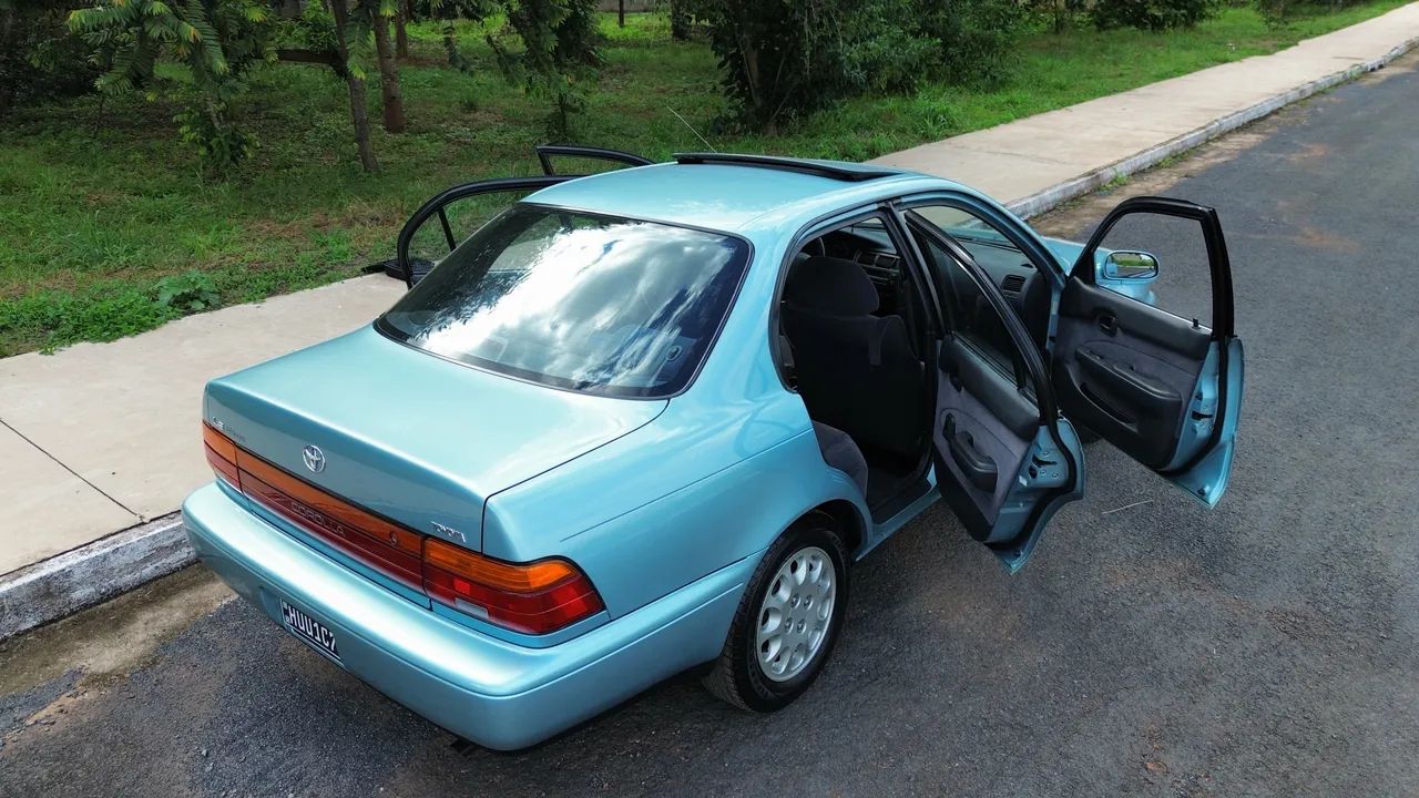 Toyota Corolla LE 1.8 1995 - Foto 2