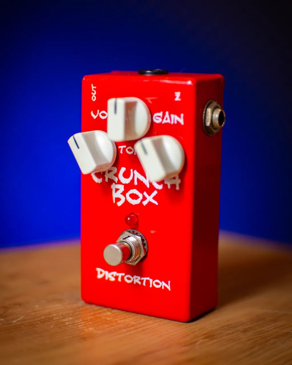 PROMOÇÃO Pedal MI Audio Crunch Box Distortion - Instrumentos