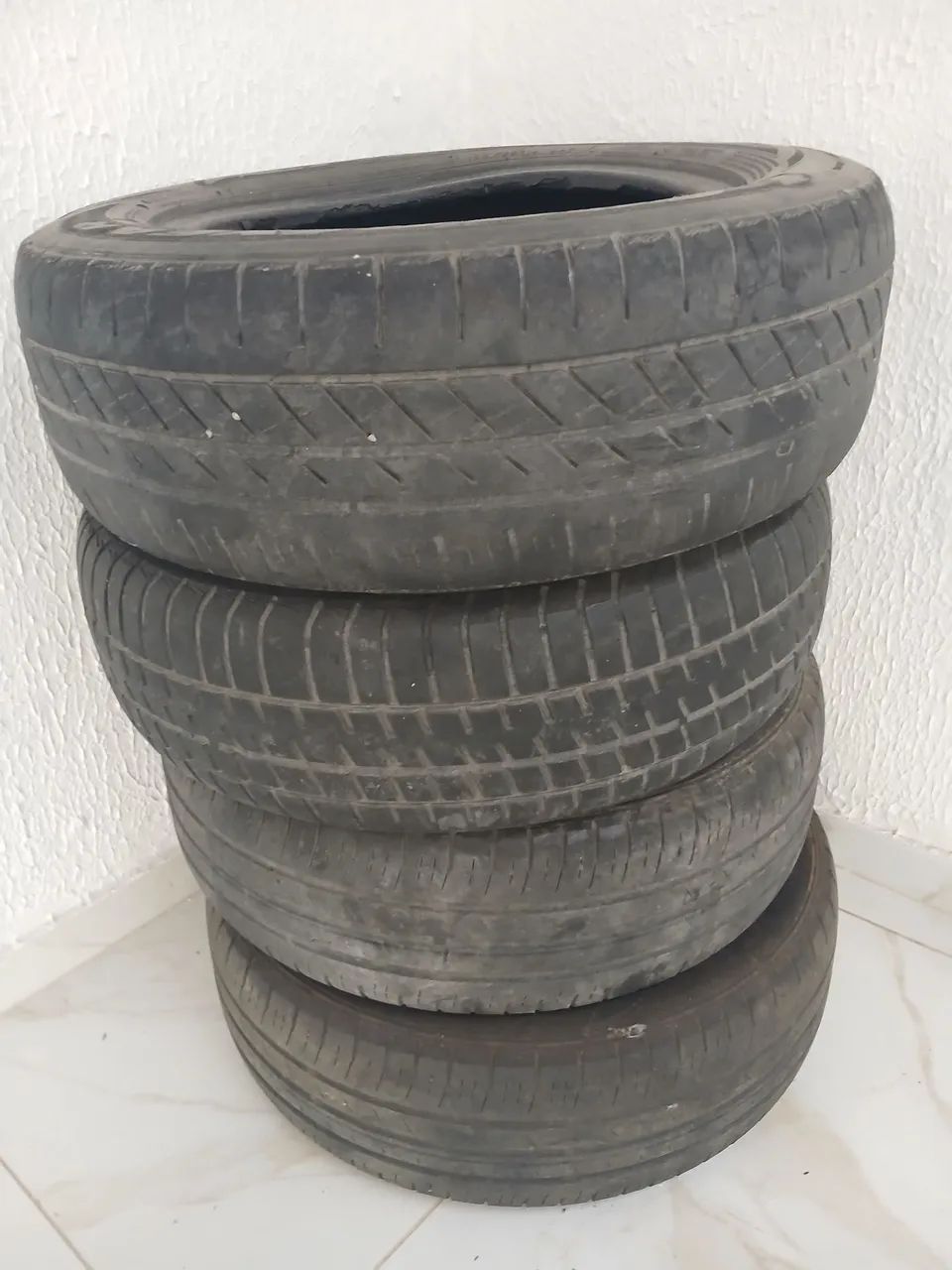 Pneus seminovos 