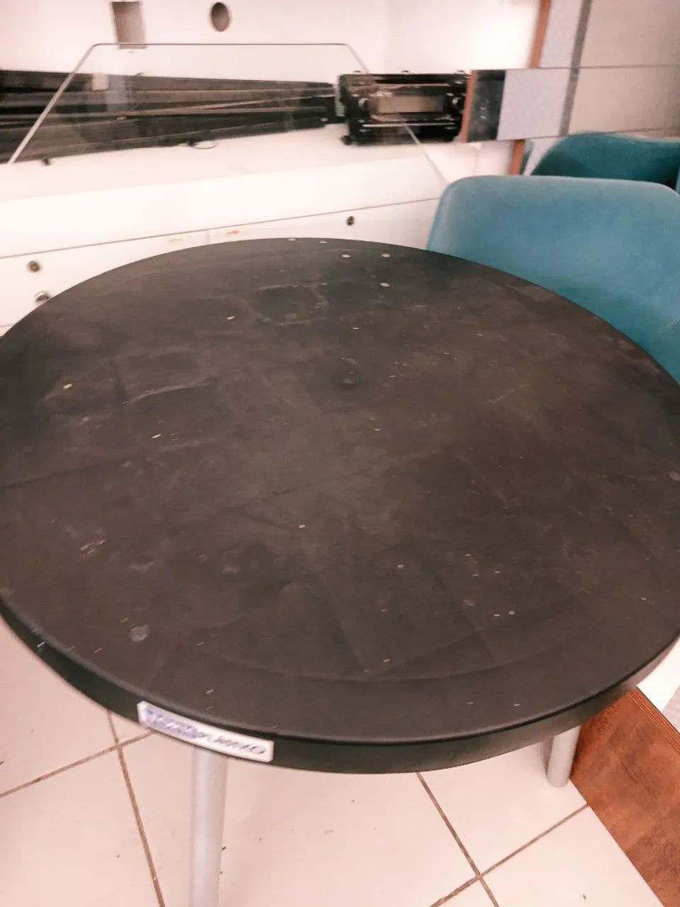 Mesa com duas cadeiras  - Foto 3