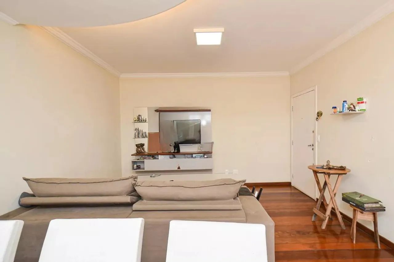Apartamento à Venda - Cachoeirinha, 3 Quartos, 242 m2